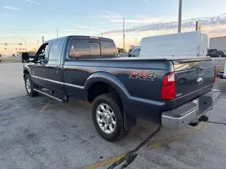 Ford F-350 Super Duty 2015 4x4 Lariat 4dr Crew Cab 6.8 ft. SB SRW Pickup