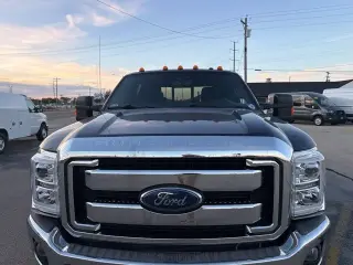 Ford F-350 Super Duty 2015 4x4 Lariat 4dr Crew Cab 6.8 ft. SB SRW Pickup