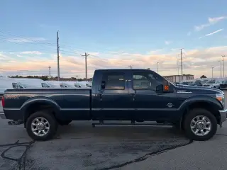 Ford F-350 Super Duty 2015 4x4 Lariat 4dr Crew Cab 6.8 ft. SB SRW Pickup