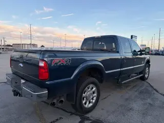 Ford F-350 Super Duty 2015 4x4 Lariat 4dr Crew Cab 6.8 ft. SB SRW Pickup