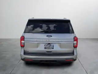Ford Expedition 2022 4x2 XLT 4dr SUV