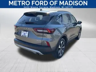 Ford Escape 2024 AWD Platinum 4dr SUV