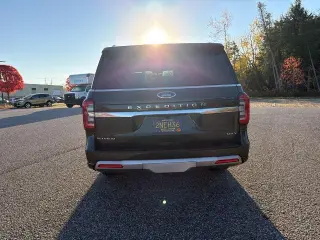 Ford Expedition MAX 2022 4x4 Platinum 4dr SUV