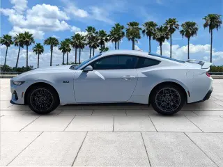 Ford Mustang 2024 GT 2d Fastback