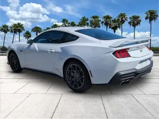 Ford Mustang 2024 GT 2d Fastback