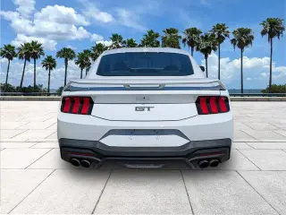Ford Mustang 2024 GT 2d Fastback