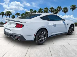 Ford Mustang 2024 GT 2d Fastback