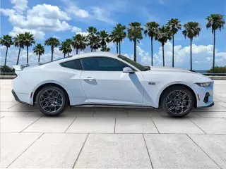 Ford Mustang 2024 GT 2d Fastback