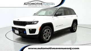 Jeep Grand Cherokee 2023 4x4 Trailhawk 4xe Paquete de Estado de Carbón 4dr SUV