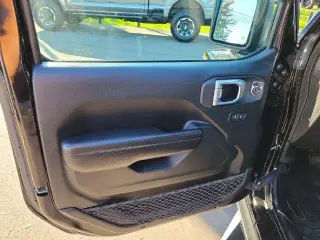 Jeep Gladiator 2021 4x4 Sport 4 puertas Crew Cab 1,52 m de caja