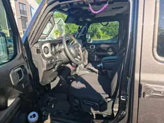 Jeep Wrangler 2024 4x4 Willys 4dr SUV