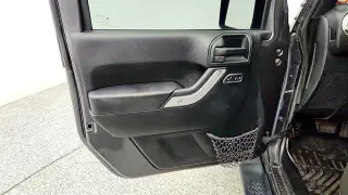 Jeep Wrangler Unlimited 2017 4x4 Sahara 4dr SUV