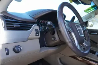 GMC Yukon 2019 4x2 SLT 4dr SUV