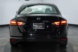 2025 Nissan Altima