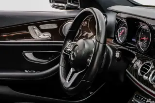 2019 Mercedes-Benz E 300