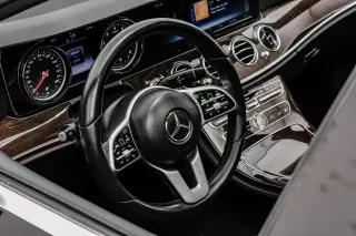 2019 Mercedes-Benz E 300