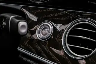 2019 Mercedes-Benz E 300