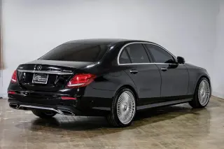 2019 Mercedes-Benz E 300