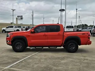Nissan Frontier 2025 4x4 PRO-4X 4dr Crew Cab 5 ft. SB