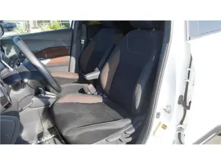 2020 Nissan Kicks