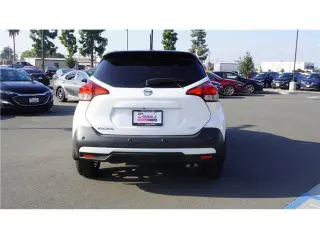 2020 Nissan Kicks