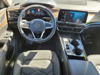Volkswagen Atlas 2024 AWD SE 4Motion 4dr SUV w/Technology