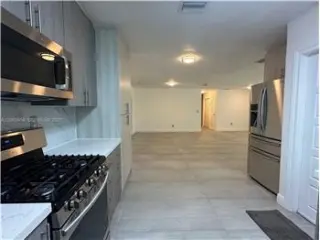 Propiedad de alquiler con 5 dormitorios y 4 baños en Miami