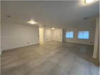 Propiedad de alquiler con 5 dormitorios y 4 baños en Miami