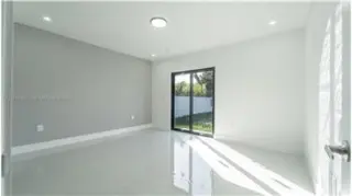 Propiedad de alquiler con 4 dormitorios y 2 baños en Miami