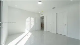 Propiedad de alquiler con 4 dormitorios y 2 baños en Miami