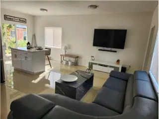 Propiedad en alquiler con 4 dormitorios y 2.5 baños en Miami