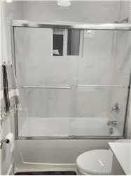 Propiedad en alquiler con 4 dormitorios y 2.5 baños en Miami