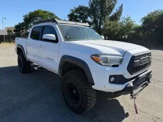 Toyota Tacoma 2019 4x4 TRD Pro 4dr Double Cab 5.0 ft SB 6M