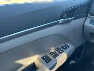 Hyundai ELANTRA 2020 SE 4dr Sedán