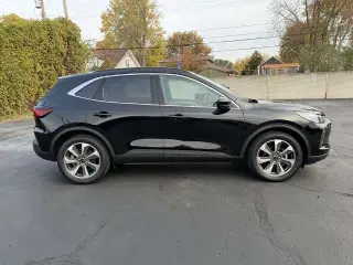 Ford Escape 2024 AWD Platinum 4dr SUV