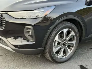 Ford Escape 2024 AWD Platinum 4dr SUV
