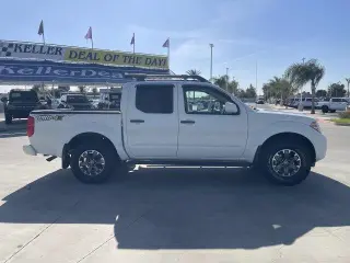 Nissan Frontier 2020 4x4 PRO-4X 4dr Crew Cab 5 ft. SB