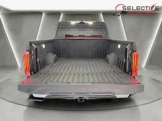 Toyota Tundra 2023 4x4 Limited 4dr CrewMax Cab Pickup SB