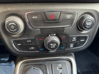 Jeep Compass 2018 4x4 Latitude 4dr SUV