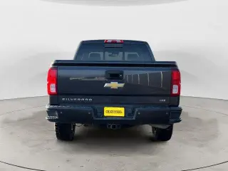Chevrolet Silverado 1500 2016 4x4 LTZ 4dr Crew Cab 5.8 ft. SB