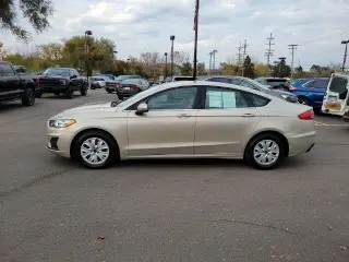 Ford Fusion 2019 S Sedán 4 puertas
