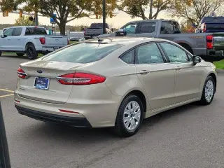 Ford Fusion 2019 S Sedán 4 puertas