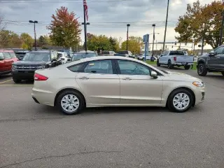 Ford Fusion 2019 S Sedán 4 puertas