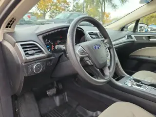 Ford Fusion 2019 S Sedán 4 puertas