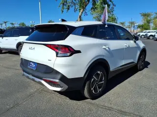 Kia Sportage Híbrido 2023 AWD LX SUV de 4 puertas