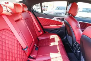 Genesis G70 2023 3.3T Standard 4dr Sedán