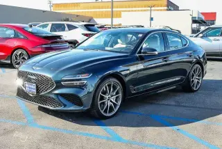 Genesis G70 2024 2.5T Standard 4dr Sedán