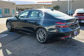 Genesis G70 2024 2.5T Standard 4dr Sedán