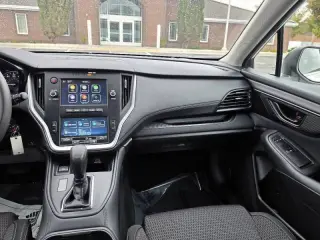 Subaru Outback 2025