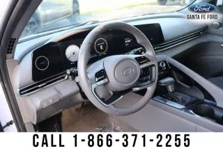 Hyundai Elantra 2025 SEL Conveniencia 4dr Sedán